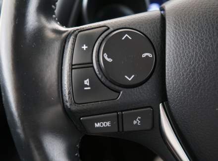 Toyota - Auris