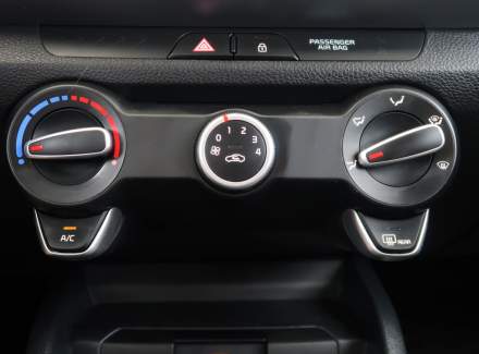 Kia - Stonic