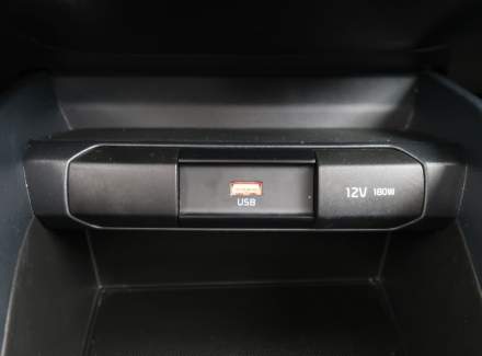 Kia - Stonic