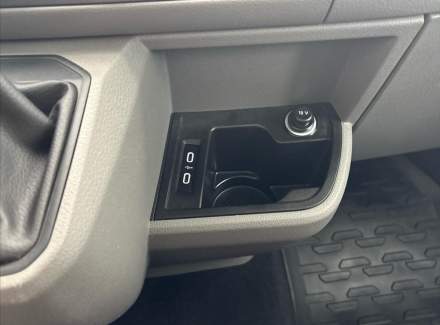 Volkswagen - Caravelle