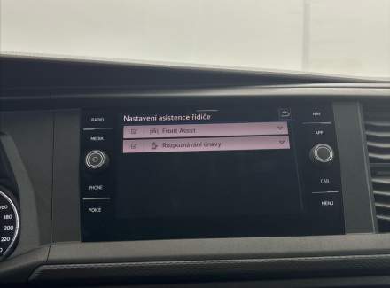 Volkswagen - Caravelle