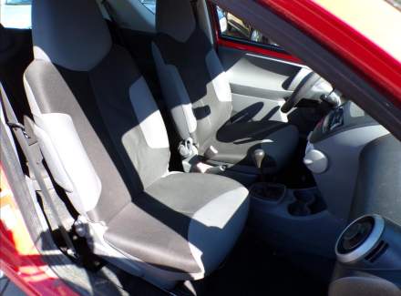 Peugeot - 107