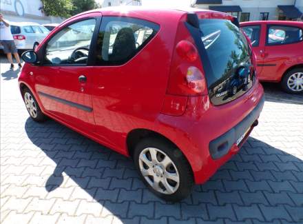 Peugeot - 107