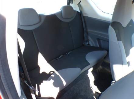 Peugeot - 107