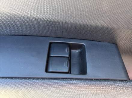 Nissan - Micra