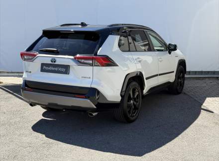 Toyota - RAV 4