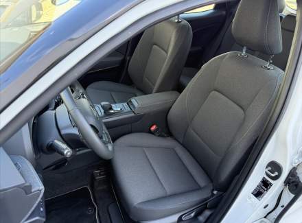Lexus - LBX