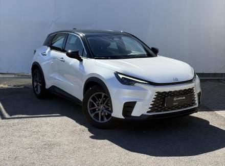 Lexus - LBX