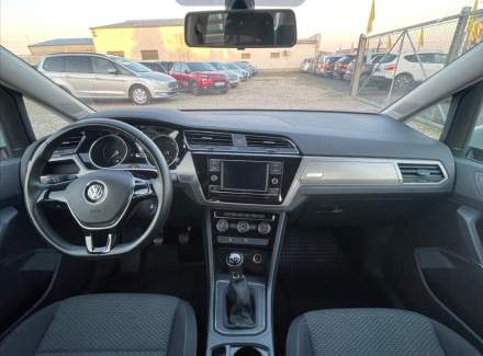 Volkswagen - Touran