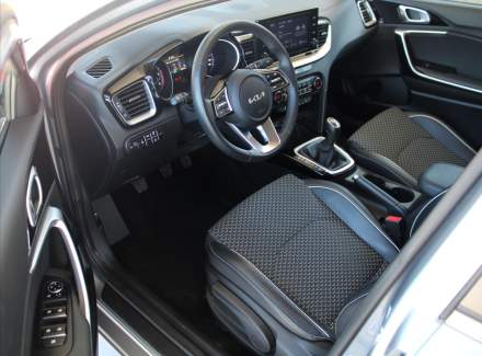 Kia - Cee'd
