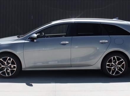 Kia - Cee'd