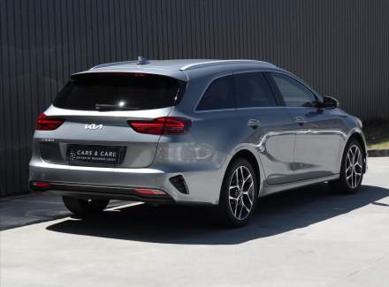 Kia - Cee'd