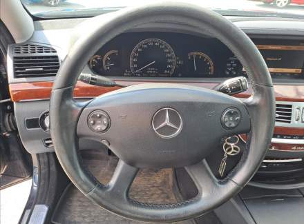 Mercedes-Benz - S-class