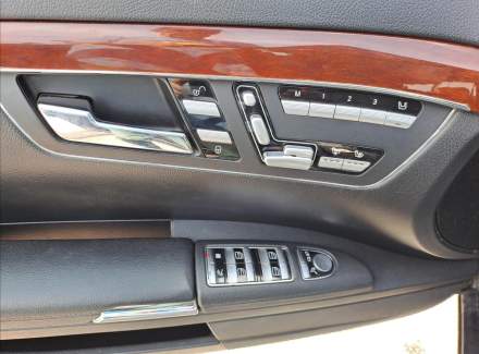 Mercedes-Benz - S-class