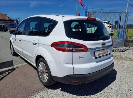Ford - S-MAX