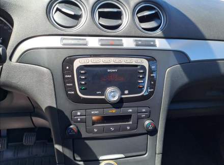 Ford - S-MAX