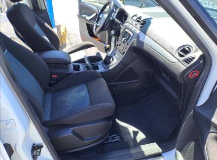 Ford - S-MAX
