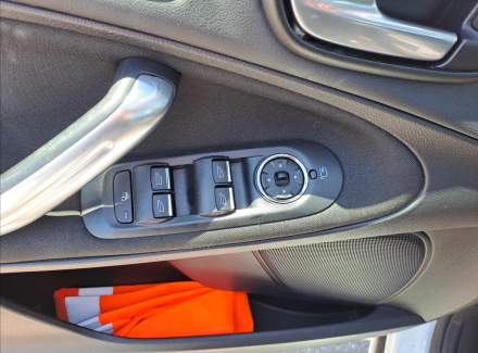 Ford - S-MAX