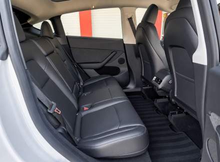 Tesla - Model Y
