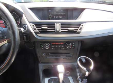 BMW - X1