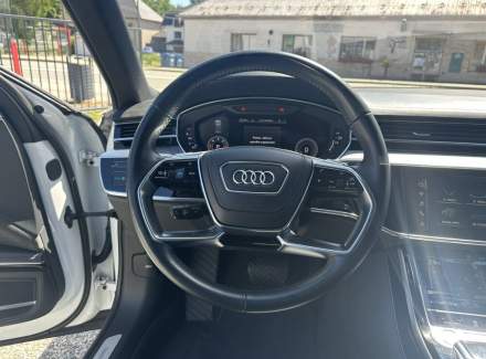 Audi - A8