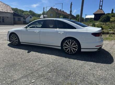 Audi - A8
