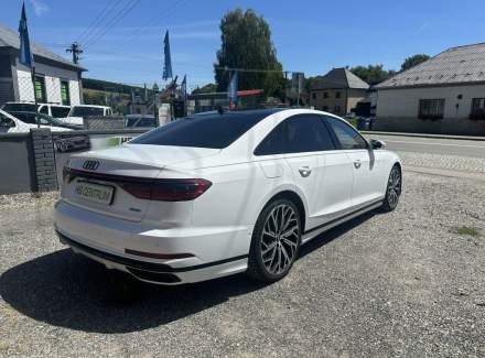 Audi - A8