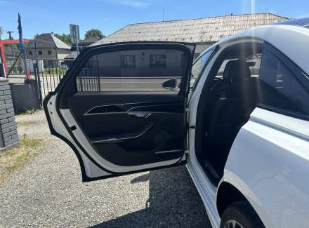Audi - A8