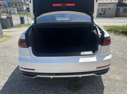 Audi - A8