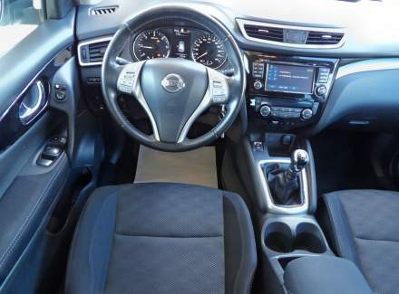 Nissan - Qashqai