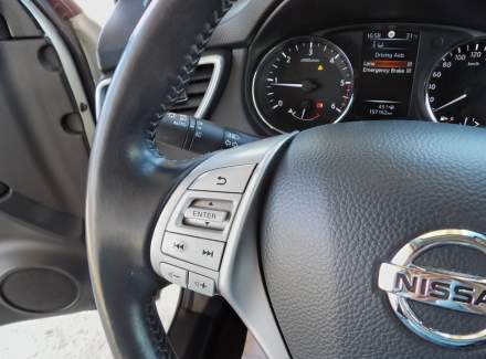 Nissan - Qashqai