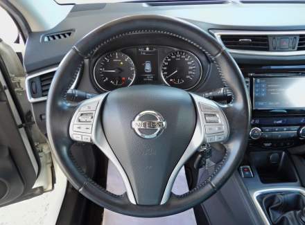 Nissan - Qashqai