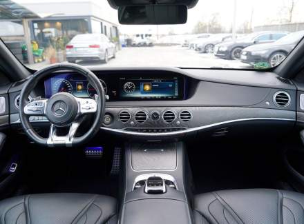 Mercedes-Benz - S-class