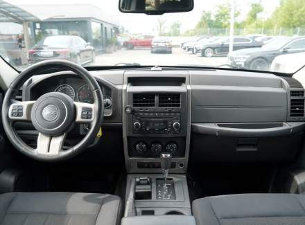 Jeep - Cherokee