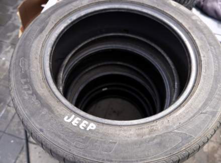 Jeep - Cherokee