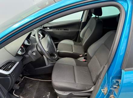 Peugeot - 207