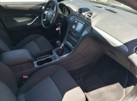 Ford - Mondeo