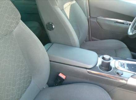 Peugeot - 3008