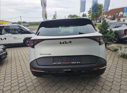 Kia - Avella