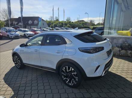 Kia - XCeed