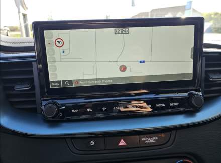 Kia - XCeed