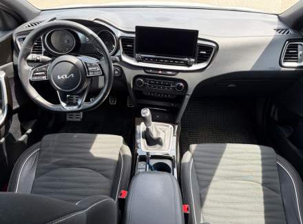 Kia - Cee'd