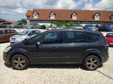 Ford - S-MAX