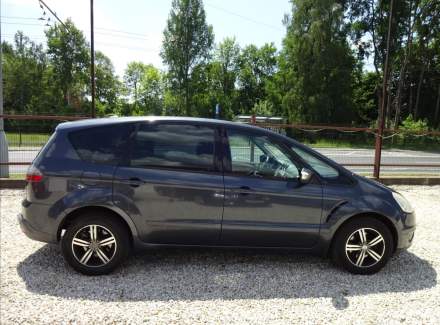 Ford - S-MAX