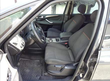 Ford - S-MAX