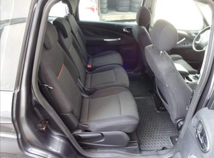 Ford - S-MAX
