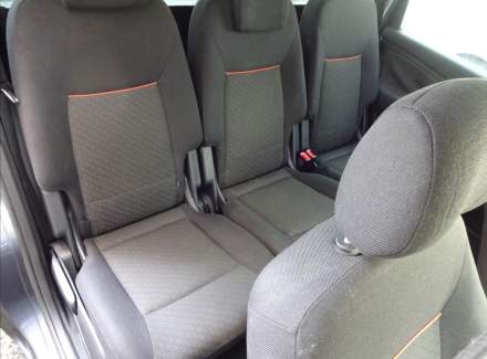Ford - S-MAX