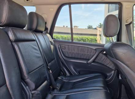 Mercedes-Benz - M-class