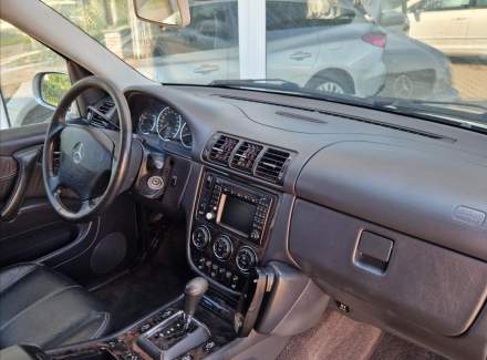 Mercedes-Benz - M-class