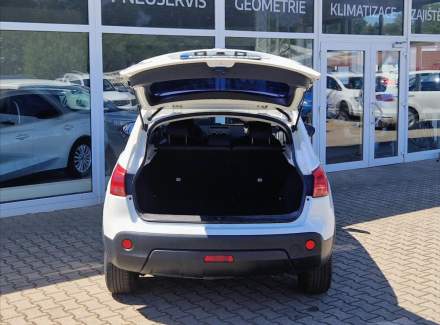 Nissan - Qashqai